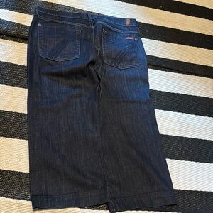 Seven Capri jeans